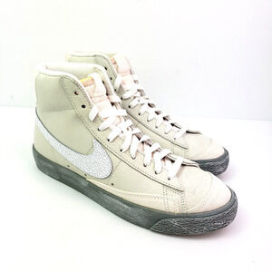 Nike Blazer Mid '77 SE Mens Sz 8.5 Womens Sz 10 Summit White Phantom Shoes